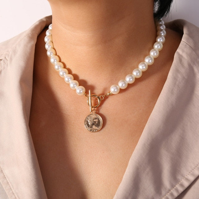 Women’s Layered Gold Chain Necklace Set